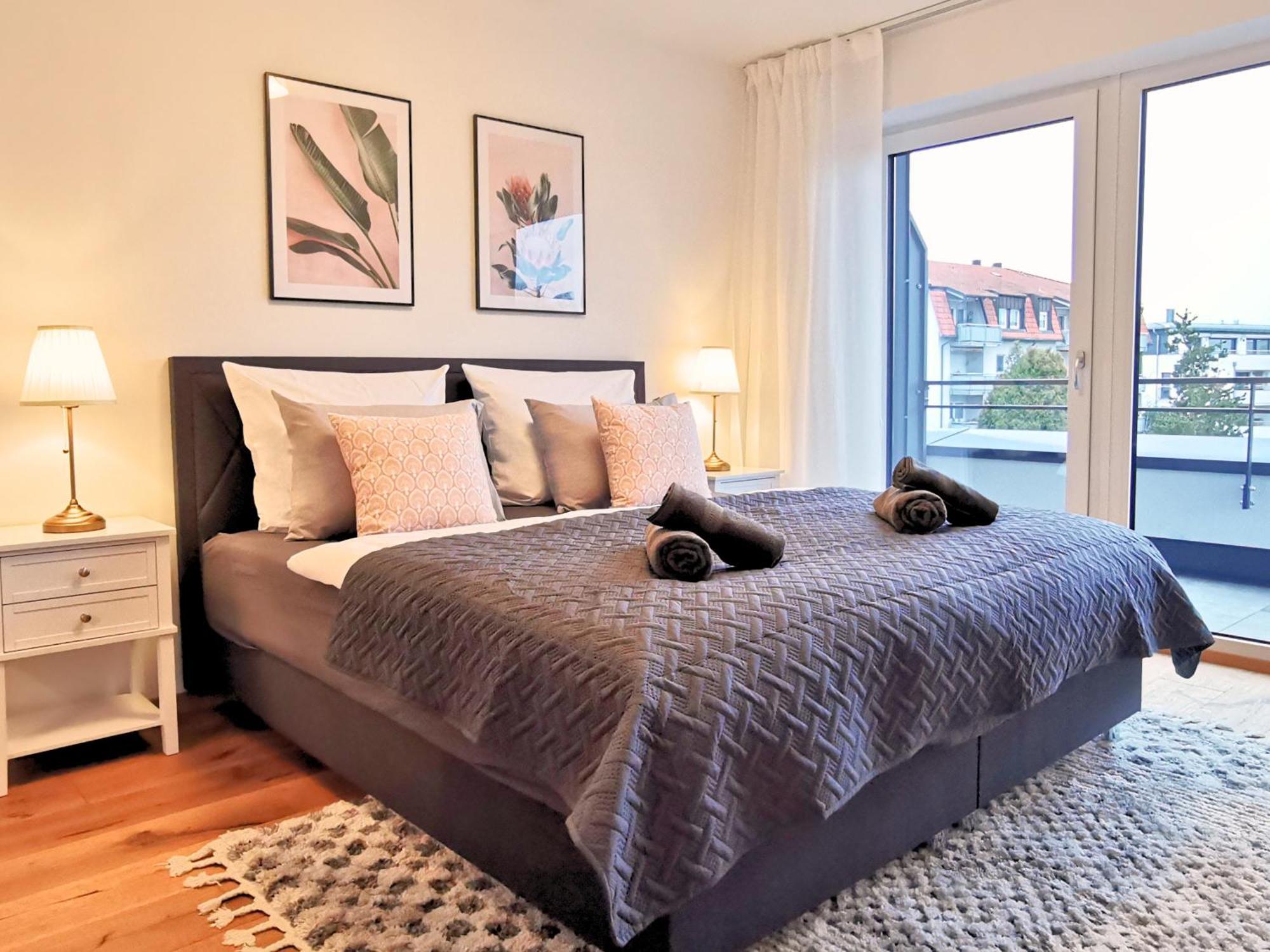 Fynbos Penthouse Deluxe, Balkon, Parkplatz Leilighet Straubing Eksteriør bilde