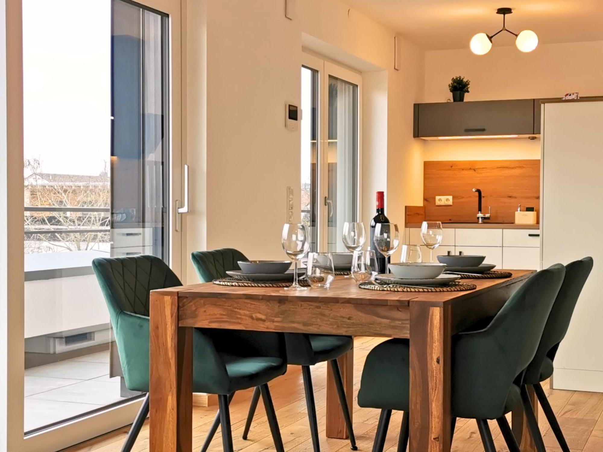 Fynbos Penthouse Deluxe, Balkon, Parkplatz Leilighet Straubing Eksteriør bilde